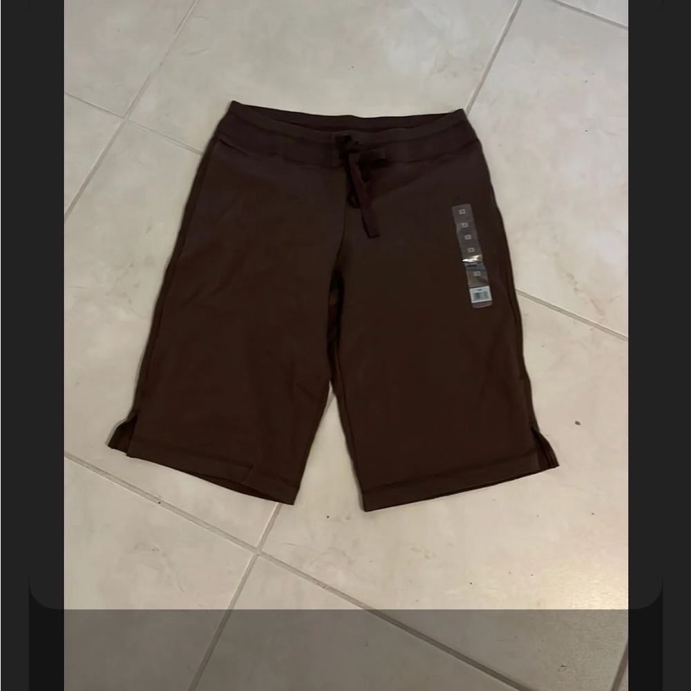 NWT Laura Ashley brown shorts size small SH59